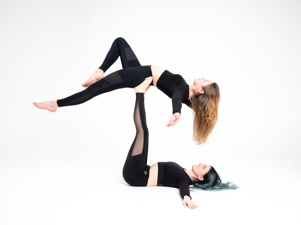 Acroyoga United Pose